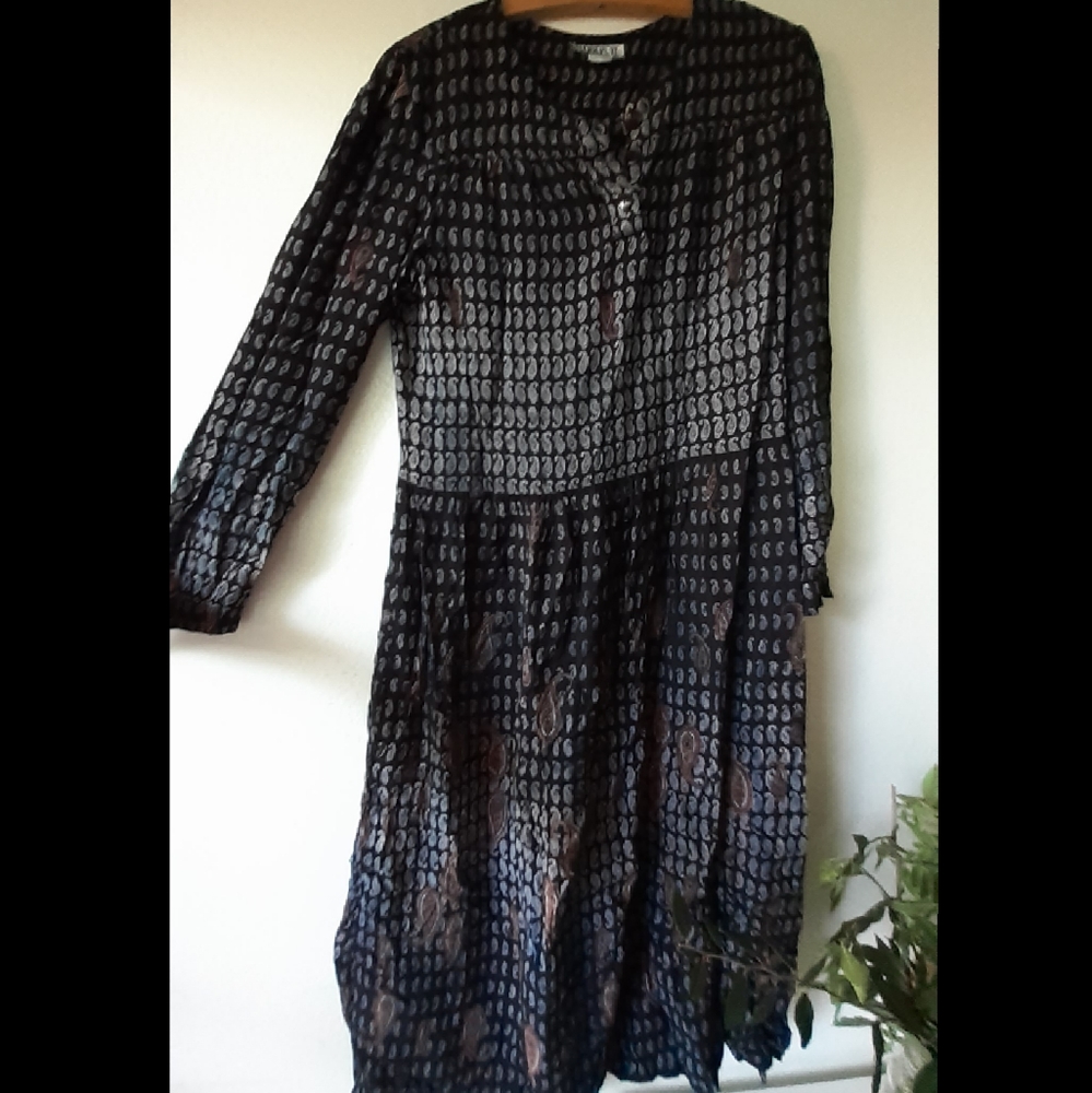 Vintage Taurus II Long Sleeve Dress